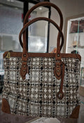 Mini Shopper in Pelle Marrone e Tweed Vintage della Borgogna