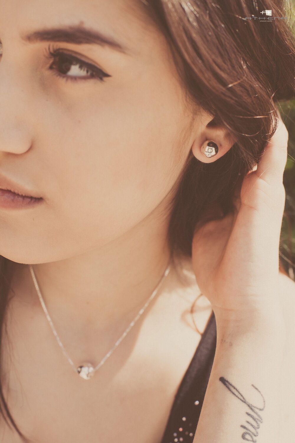 Sfera – orecchini in argento naturale